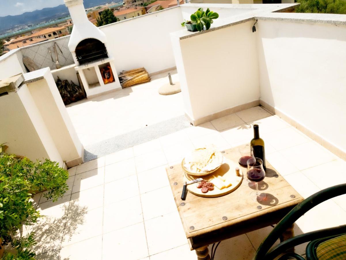 Penthouse Attico Pop - Pms Casevacanze Olbia Eksteriør bilde