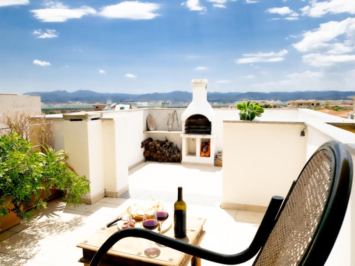 Penthouse Attico Pop - Pms Casevacanze Olbia Eksteriør bilde